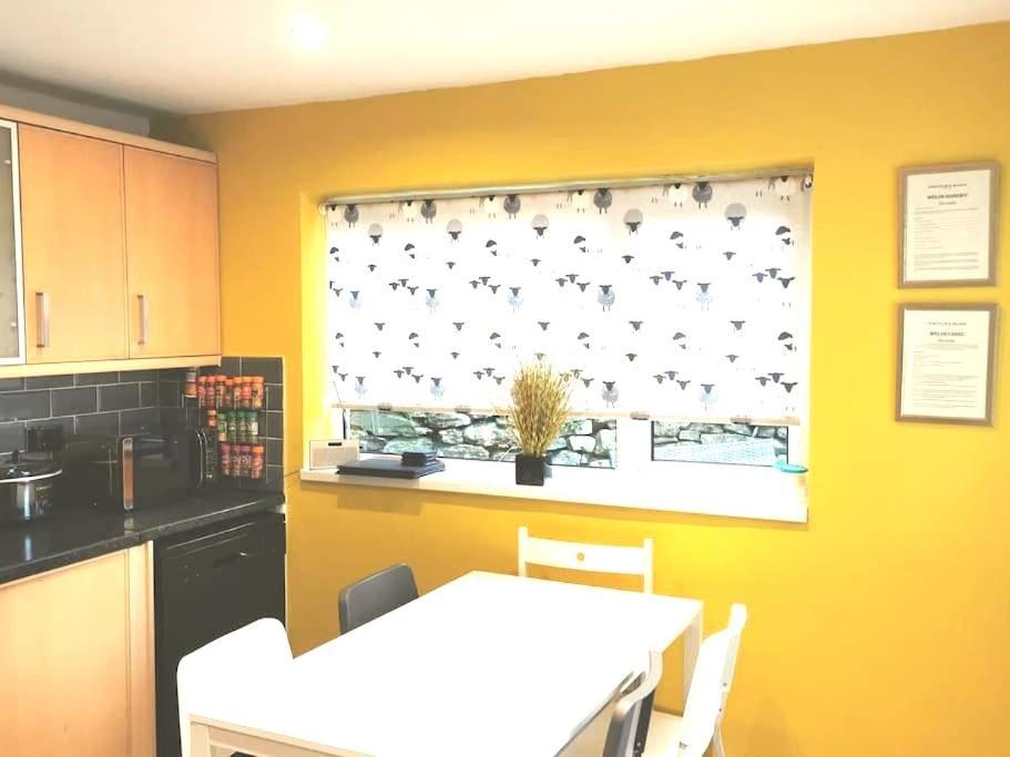 Zipworld Waterfalls Eryri Dogs Welcome 3 Bed Sleeps 5 Blaenau Ffestiniog Kültér fotó
